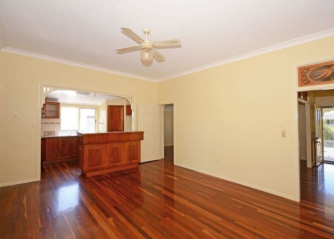155 Pulgul Street, URANGAN QLD 4655, Urangan - Thumbnail 4