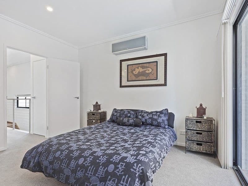 10 Parnell Boulevard, Robina QLD 4226, Robina - Thumbnail 4