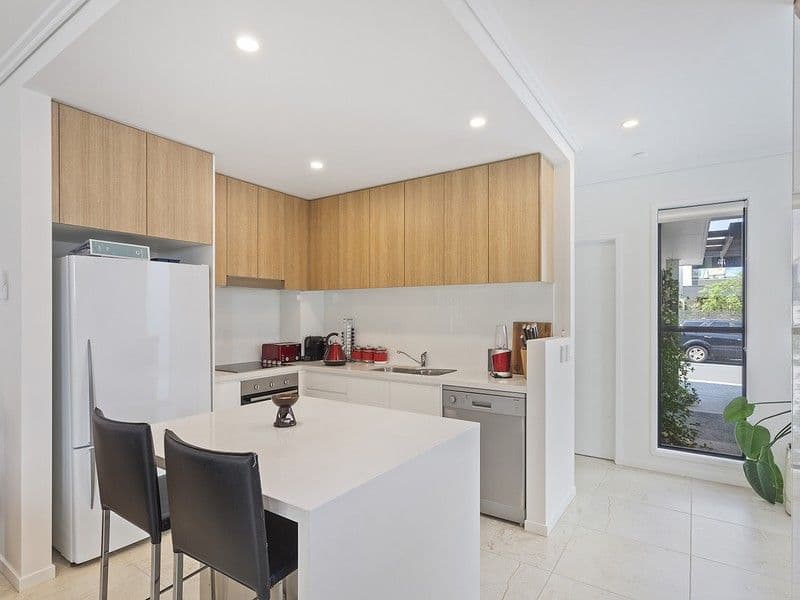 10 Parnell Boulevard, Robina QLD 4226, Robina - Thumbnail 8