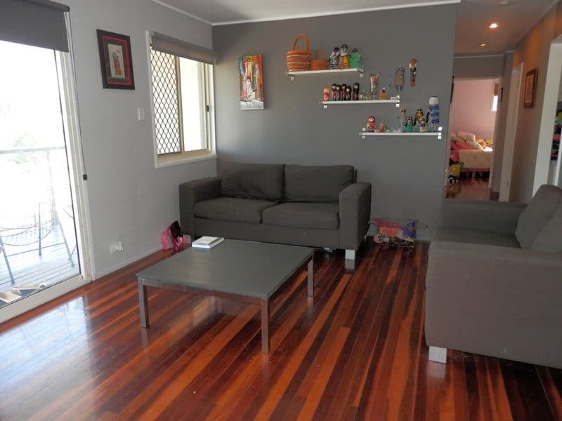 30 Cascade Street, RACEVIEW QLD 4305, Raceview - Thumbnail 2