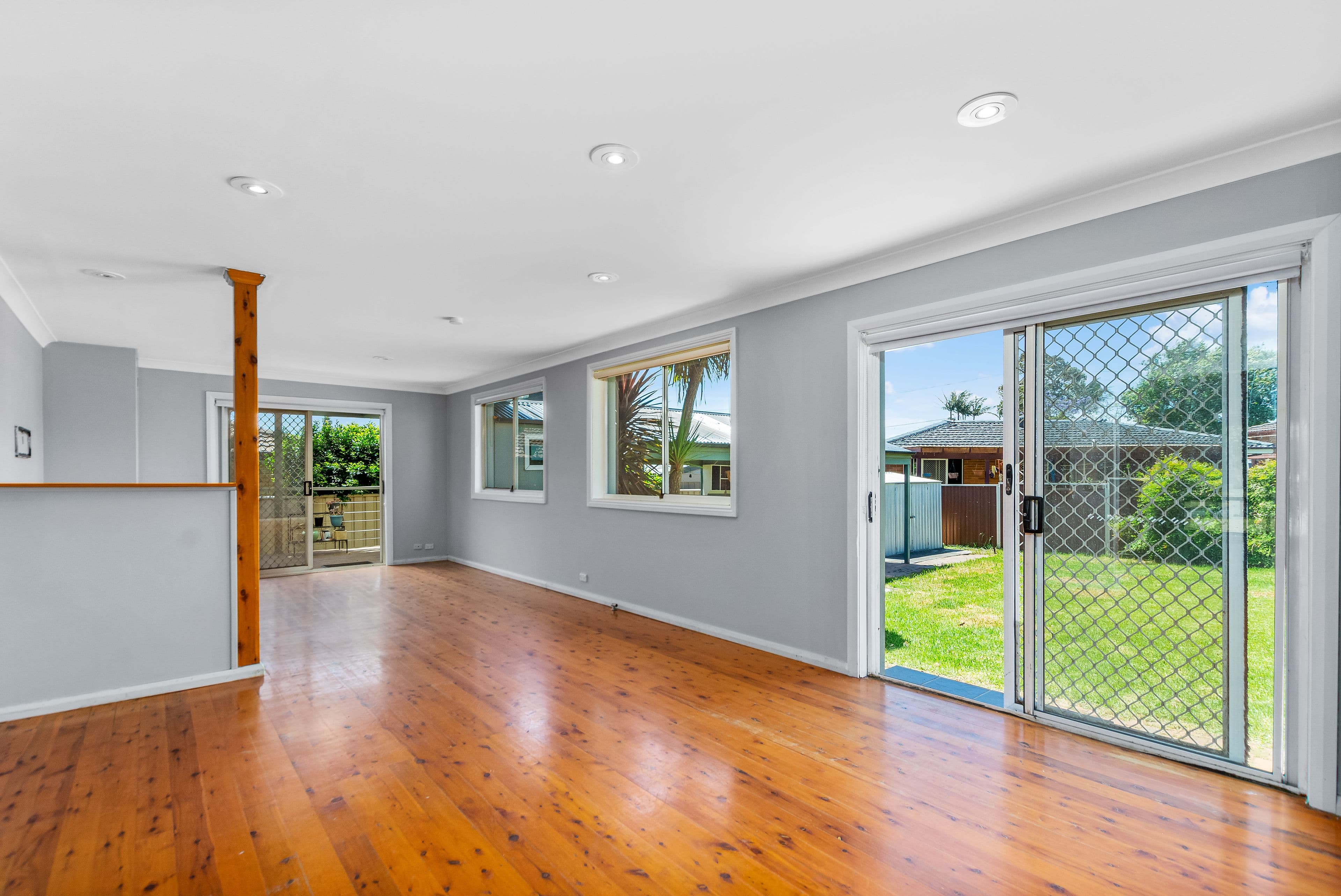 31 Polock Crescent, Albion Park - Thumbnail 3