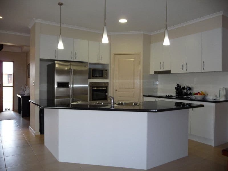 44 Honeyeater Drive, HIGHFIELDS QLD 4352, Highfields - Thumbnail 2