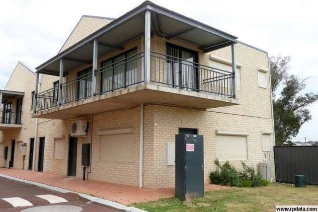 13 Blackburn Street, MADDINGTON WA 6109, Maddington - Image 1
