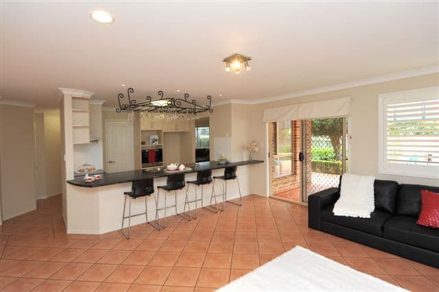 11 Dahlia Court, MIDDLE RIDGE QLD 4350, Middle Ridge - Thumbnail 4