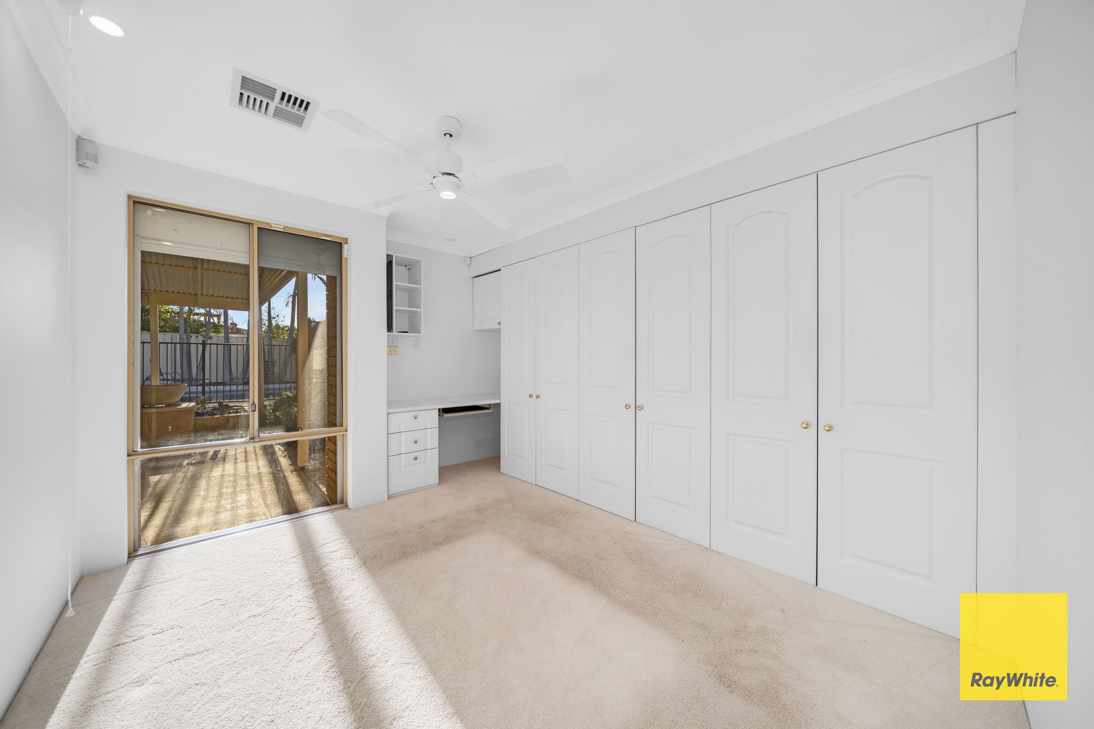22 Lambourne Retreat, Mirrabooka WA 6061, Mirrabooka - Thumbnail 8