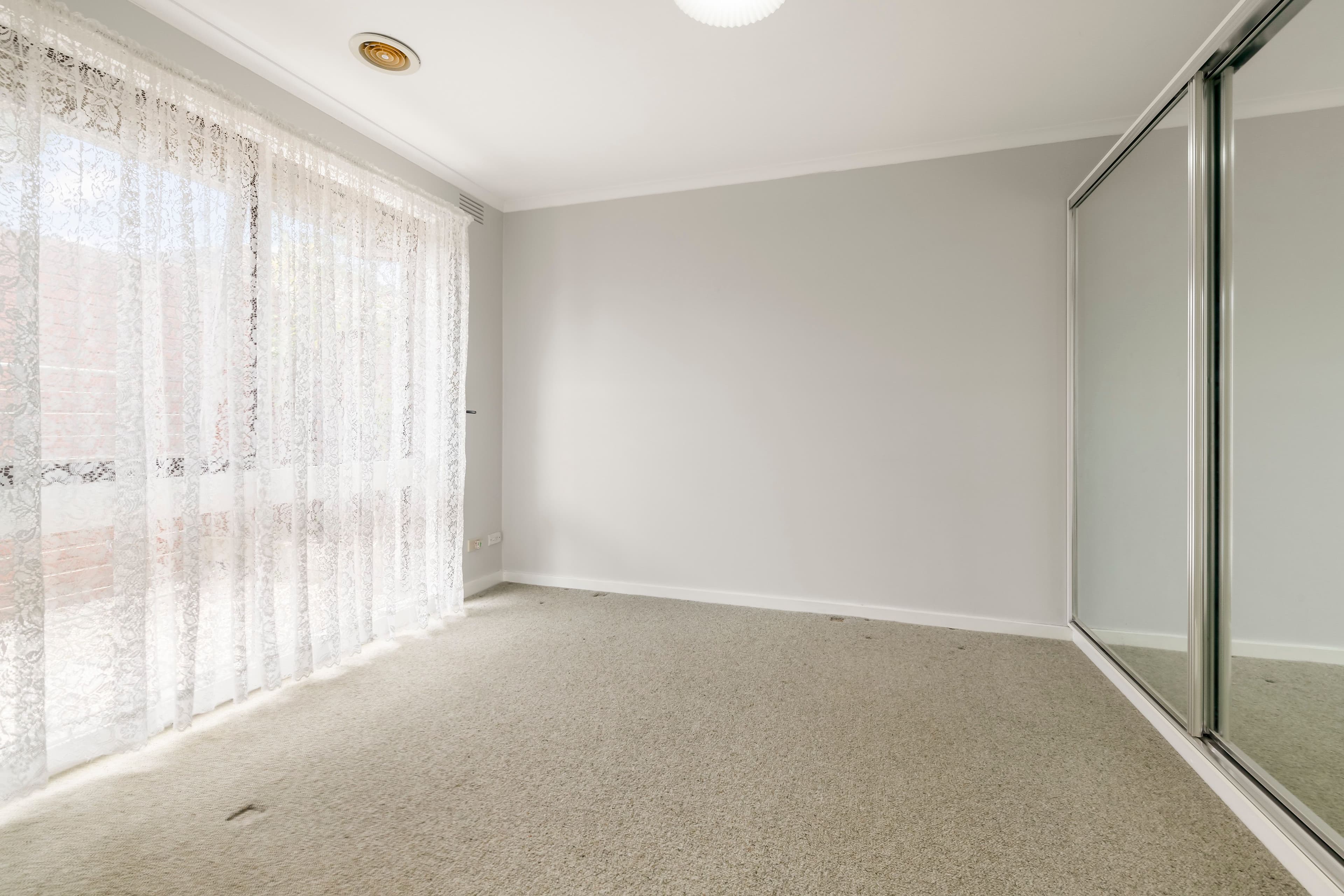 8 Symon Crescent, Thomastown VIC 3074, Thomastown - Thumbnail 6