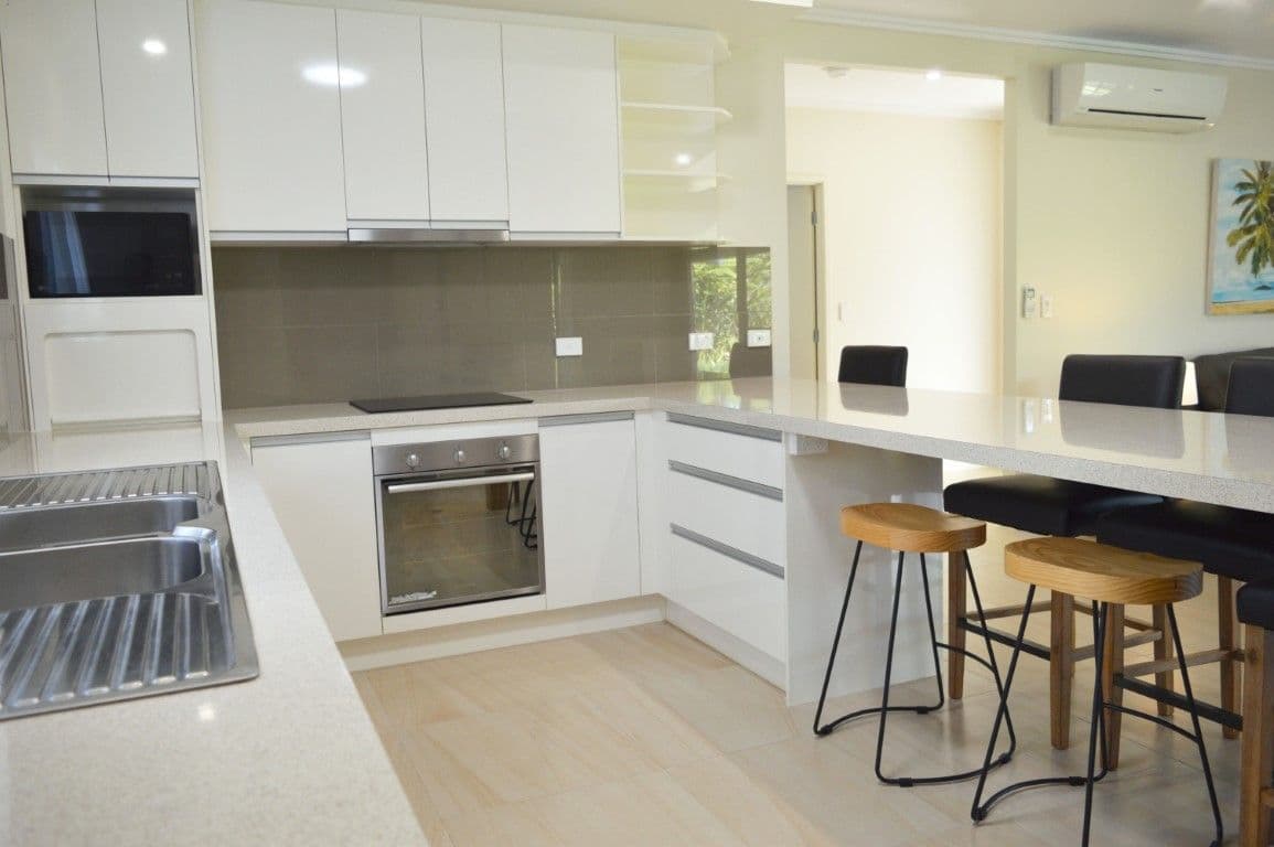 18 Holland Street, Wongaling Beach QLD 4852, Wongaling Beach - Thumbnail 3