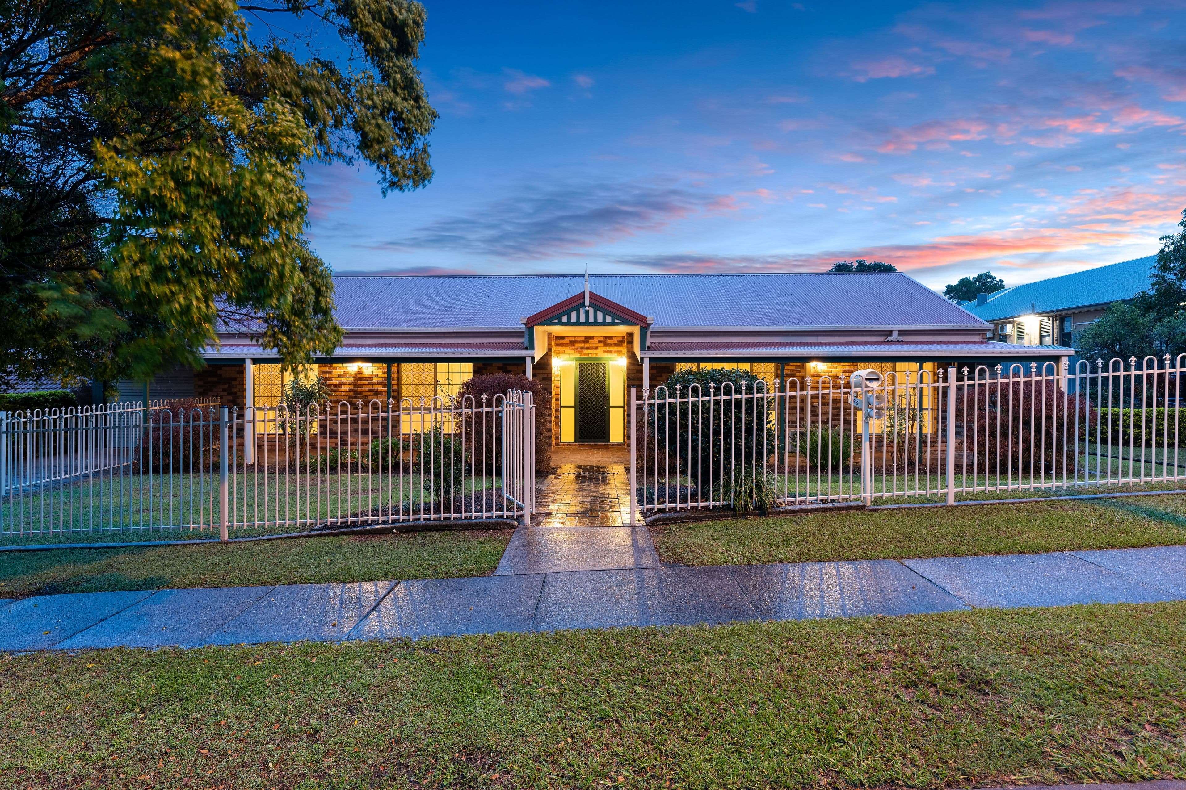 94 Holmead Road, Eight Mile Plains QLD 4113, Eight Mile Plains - Thumbnail 2