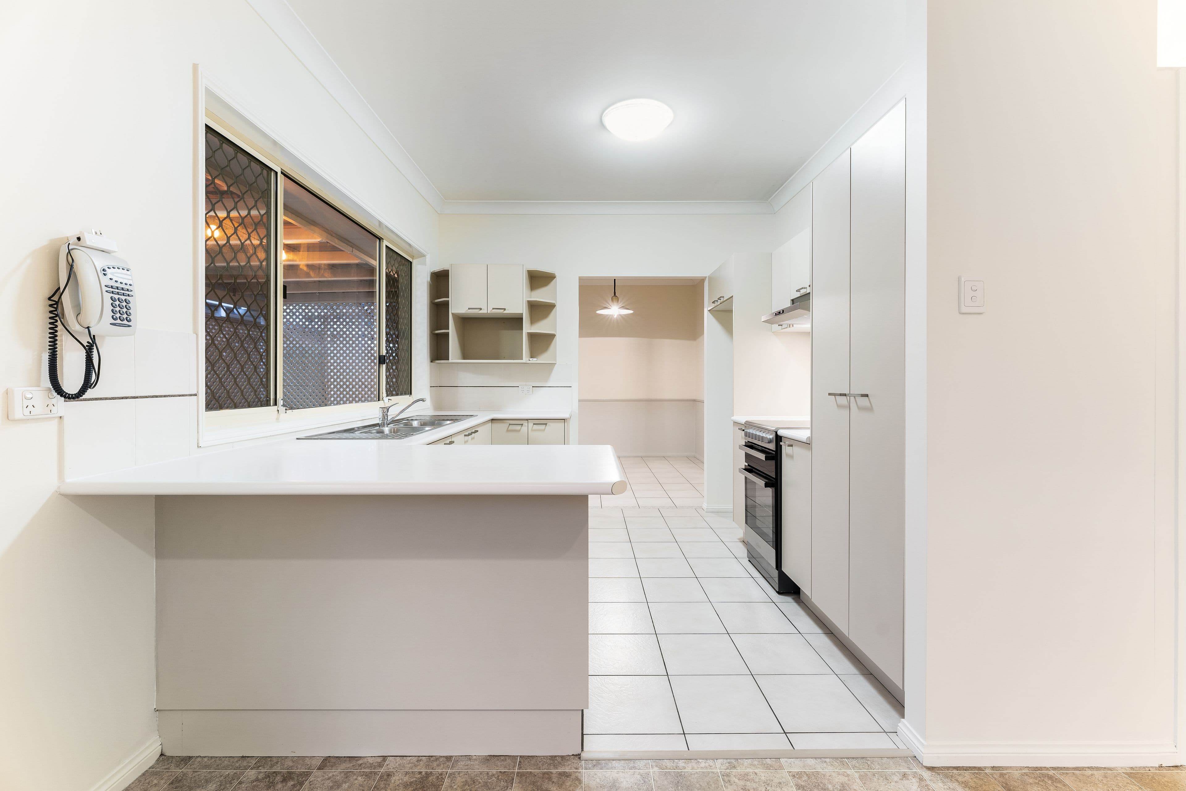 94 Holmead Road, Eight Mile Plains QLD 4113, Eight Mile Plains - Thumbnail 7