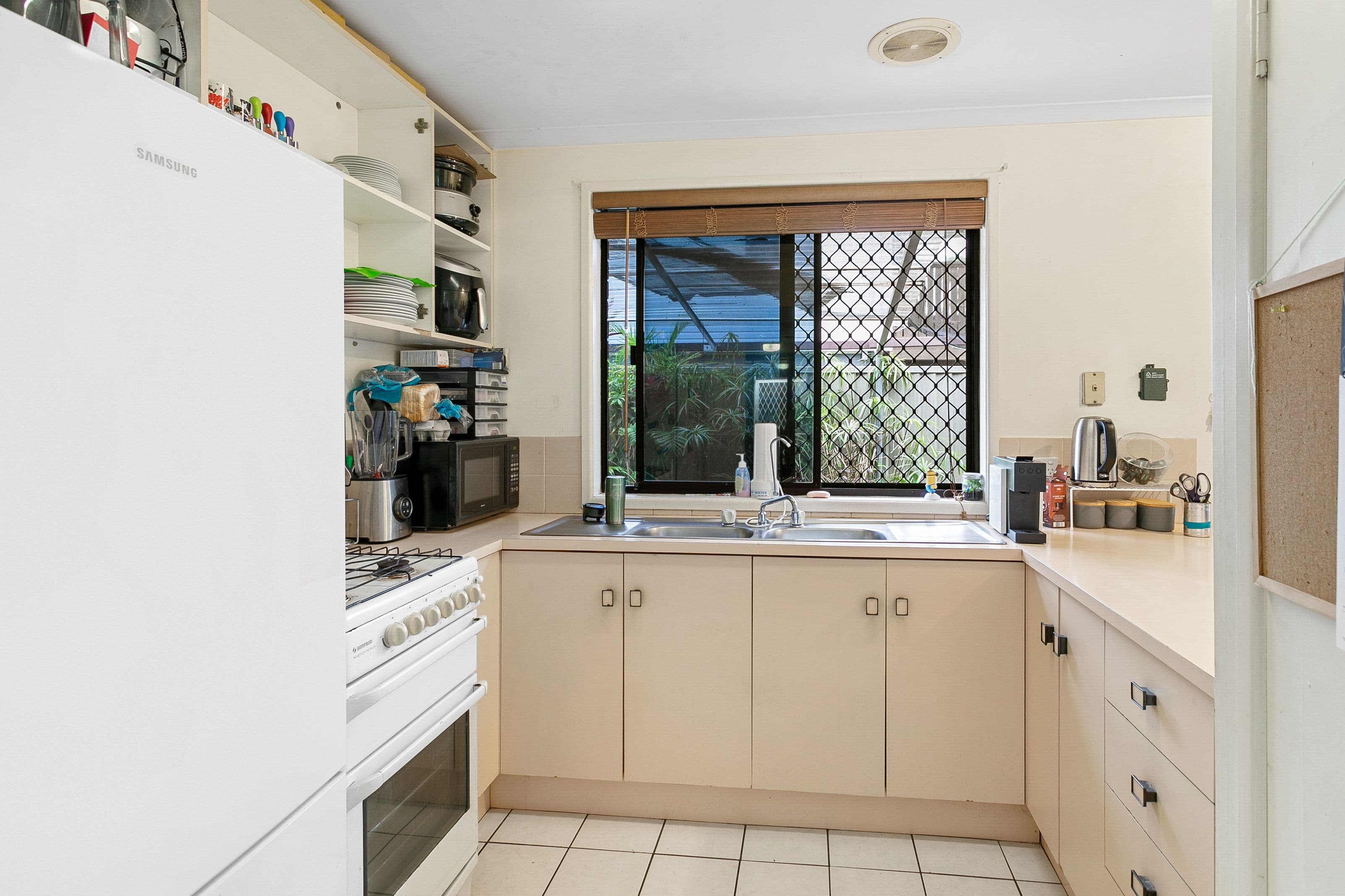 19 Bucknor Drive, Deception Bay QLD 4508, Deception Bay - Thumbnail 5