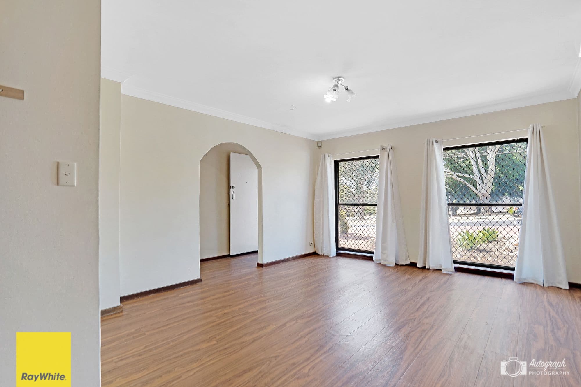 4 Bexley Way, Girrawheen WA 6064, Girrawheen - Thumbnail 4