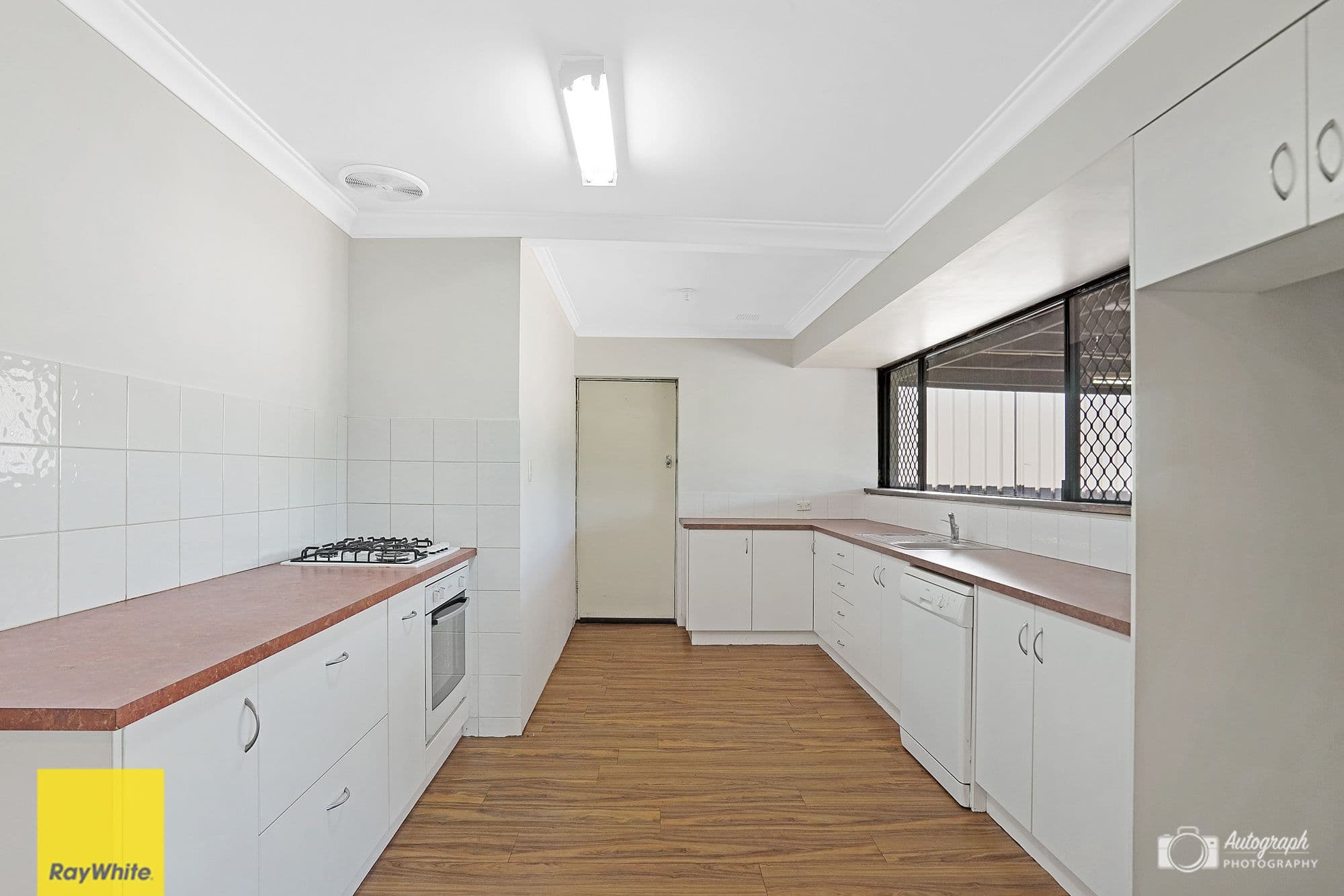 4 Bexley Way, Girrawheen WA 6064, Girrawheen - Thumbnail 7