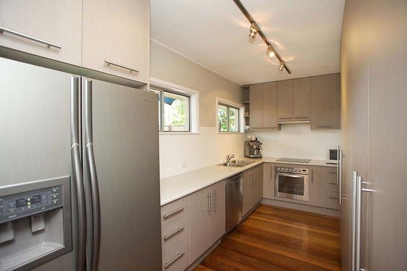 38 Wemvern Street, UPPER MOUNT GRAVATT QLD 4122, Upper Mount Gravatt - Thumbnail 2