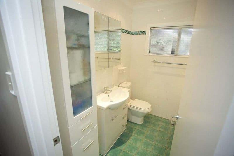 38 Wemvern Street, UPPER MOUNT GRAVATT QLD 4122, Upper Mount Gravatt - Thumbnail 3