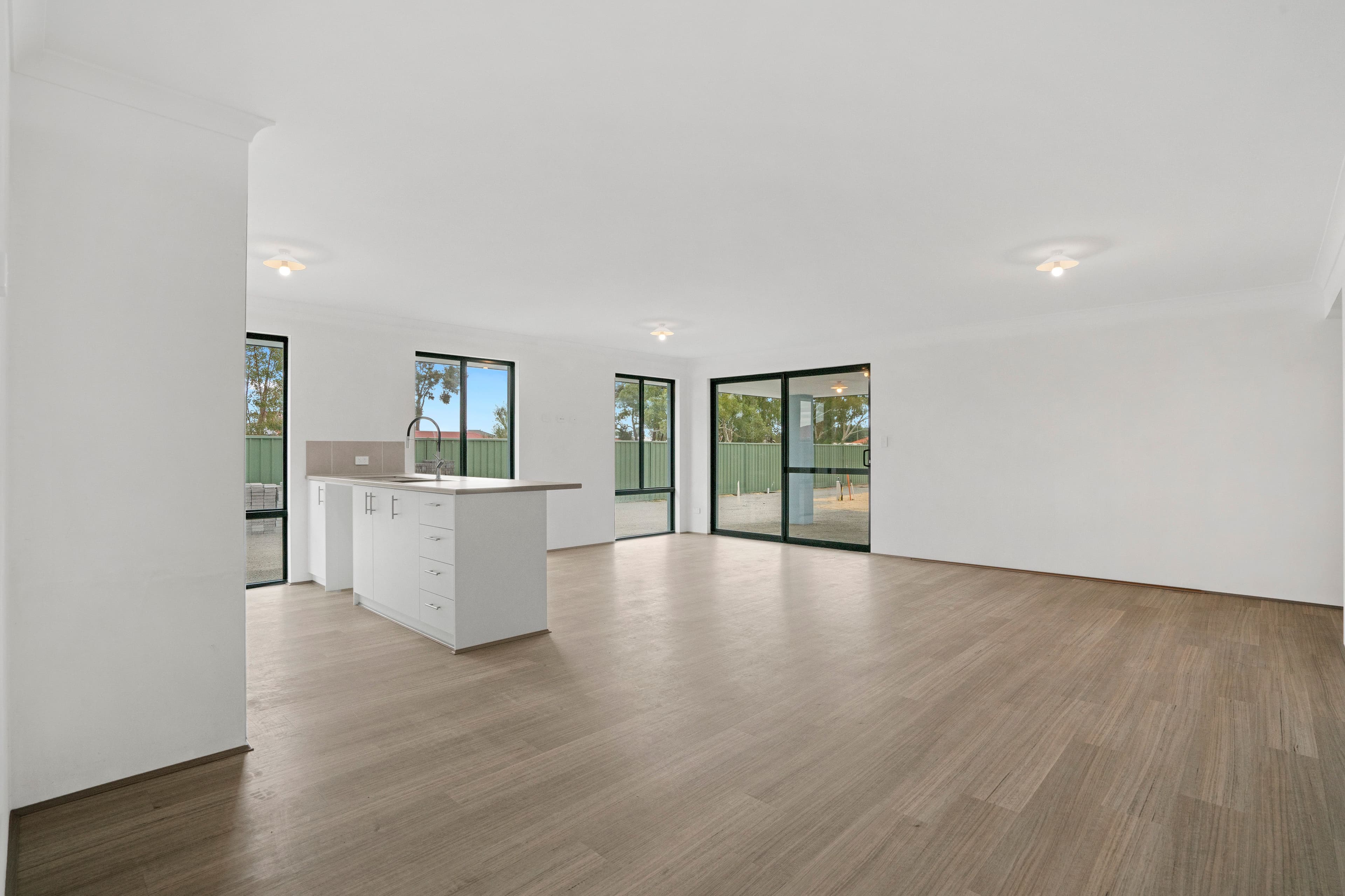 67 Luyer Avenue, East Cannington WA 6107, East Cannington - Thumbnail 3