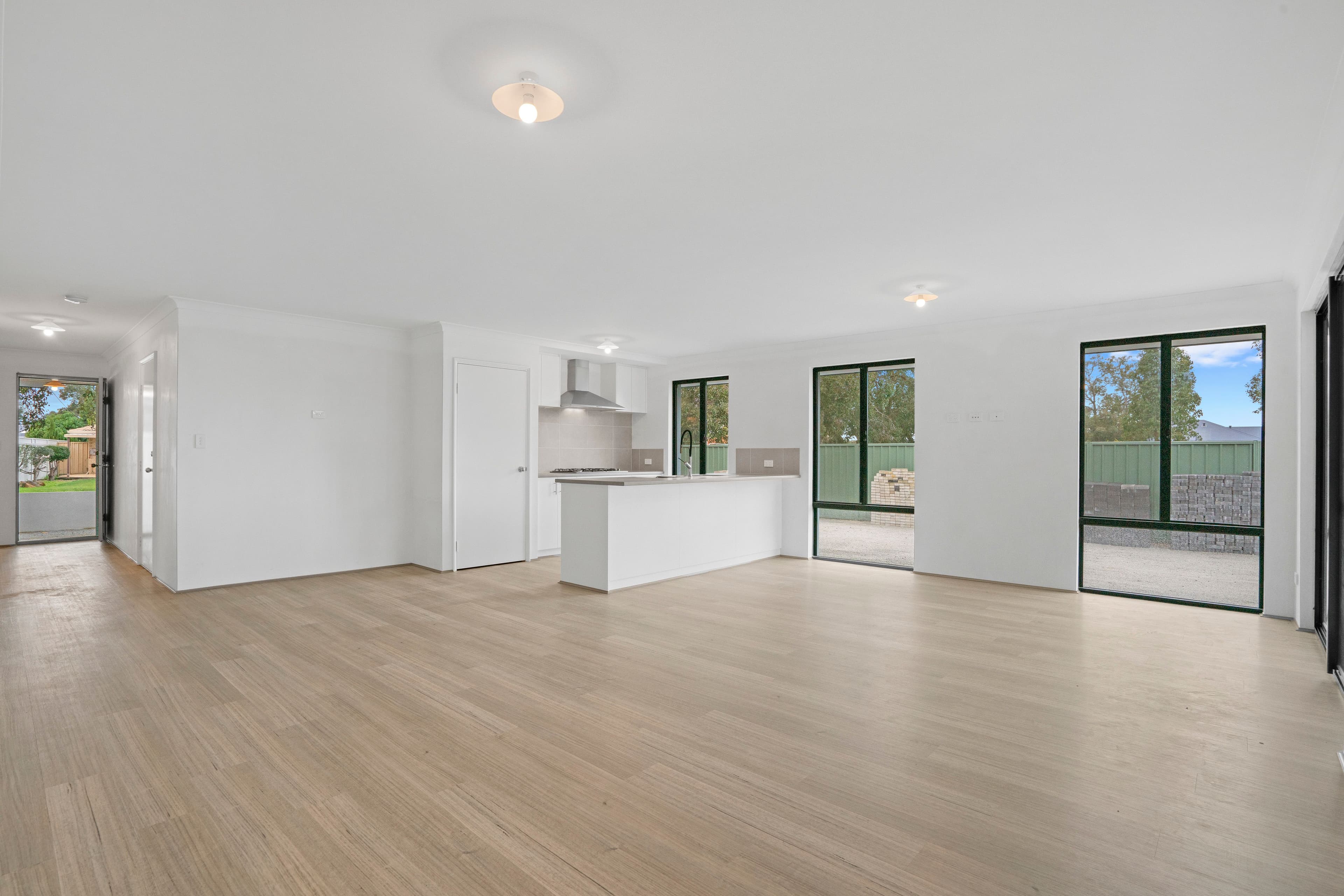 67 Luyer Avenue, East Cannington WA 6107, East Cannington - Thumbnail 7