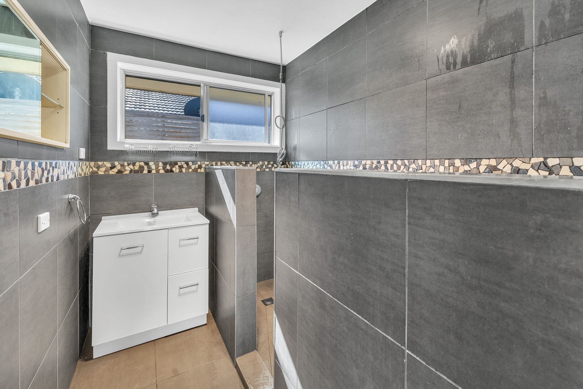 18 Fitzpatrick Drive, Altona Meadows VIC 3028, Altona Meadows - Thumbnail 6