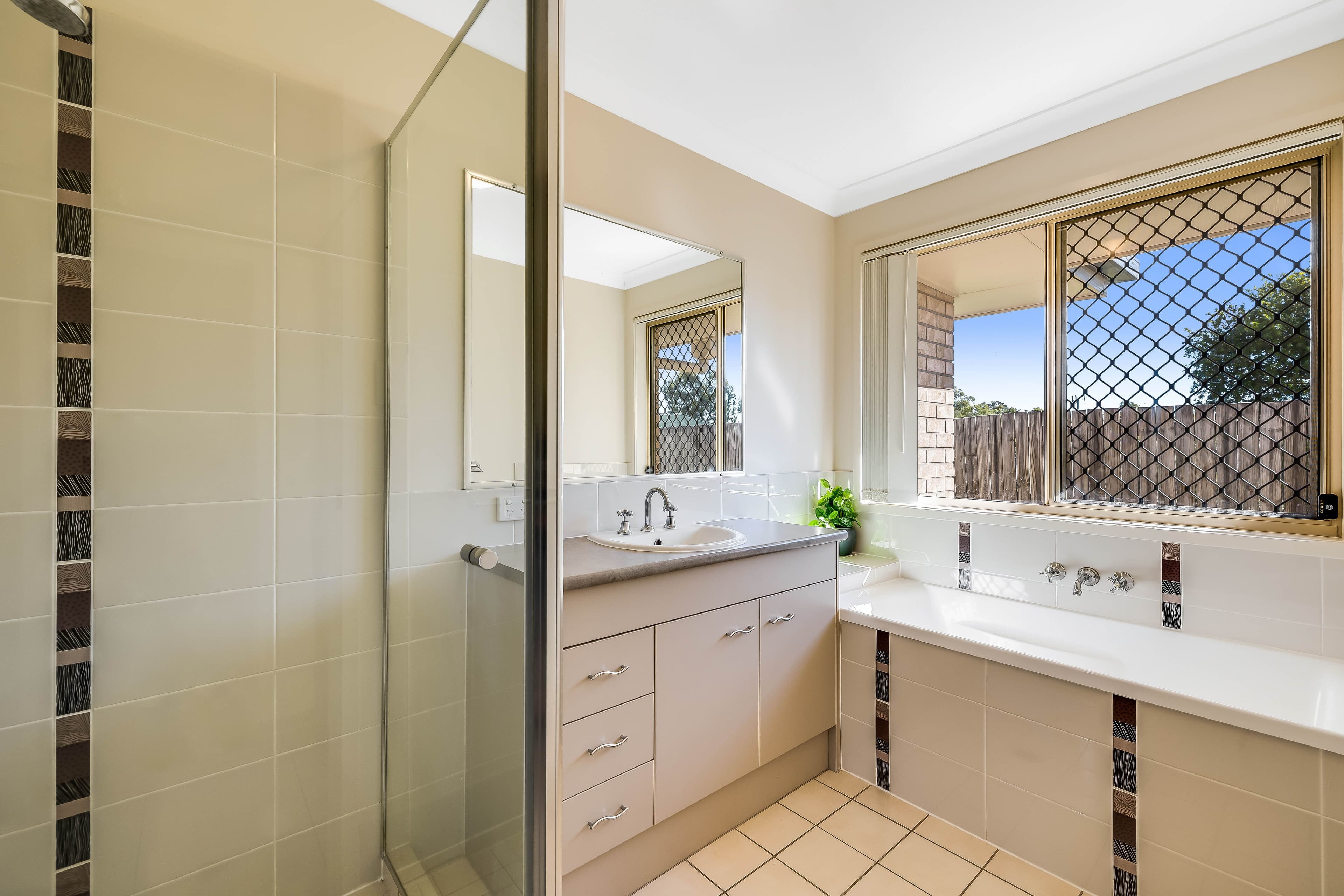 33 Seventeen Mile Road, Helidon QLD 4344, Helidon - Thumbnail 7