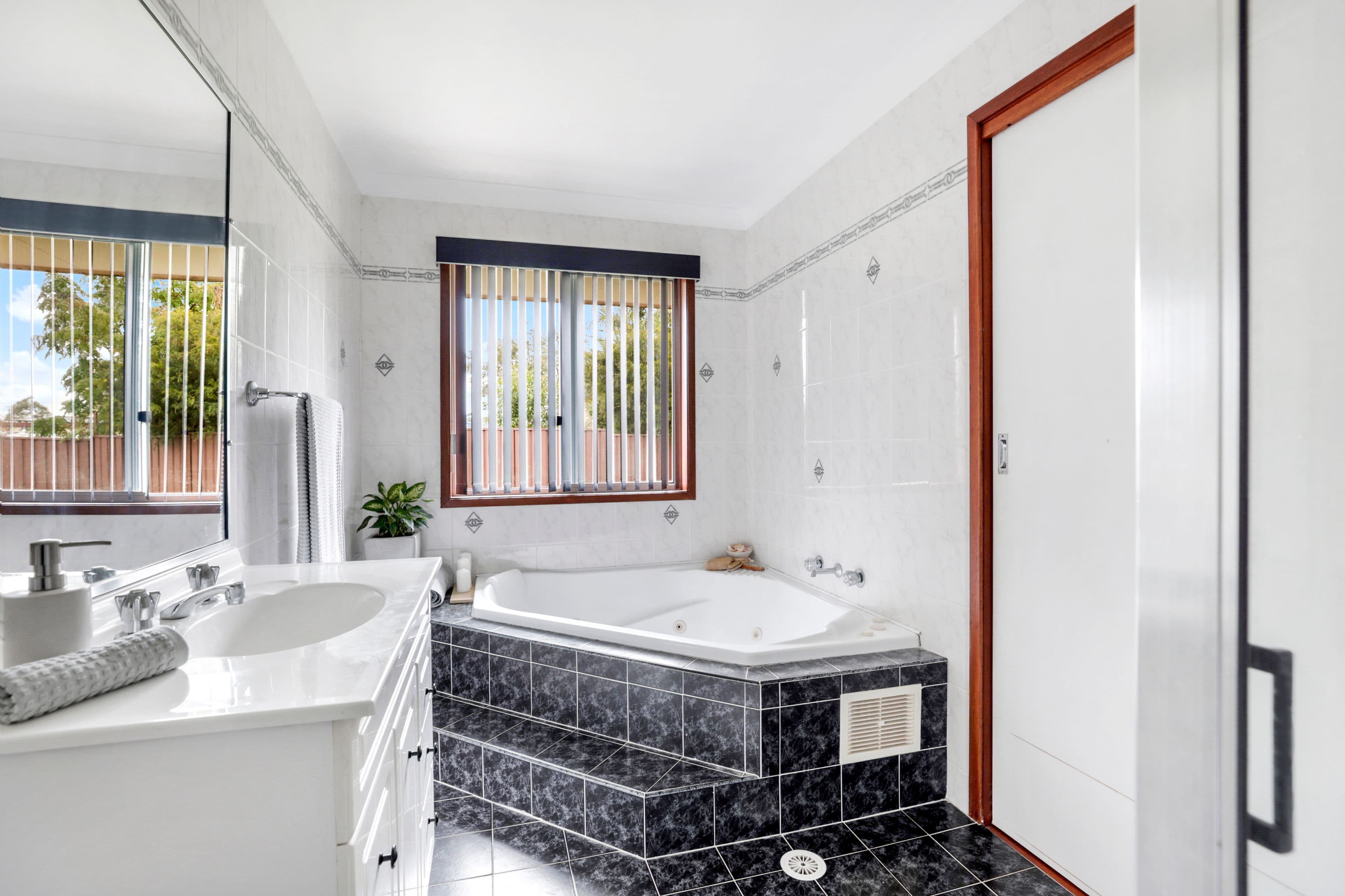 19 Fleuve Rise, Clyde North - Thumbnail 7