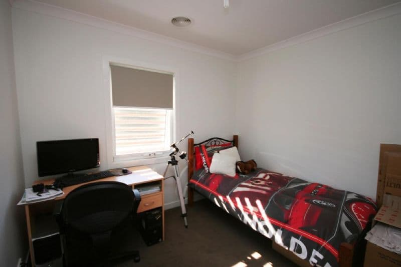 17 Gilmore Place, QUEANBEYAN NSW 2620, Queanbeyan West - Thumbnail 7