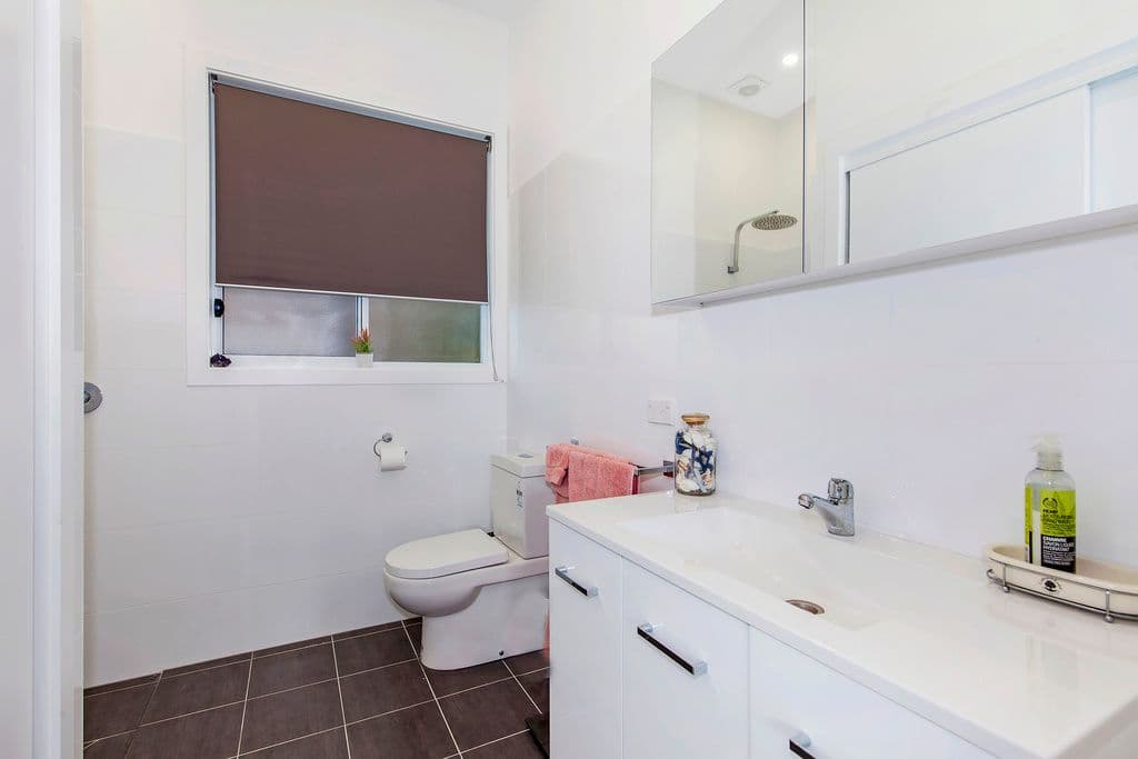 42 Flinders Avenue, Killarney Vale - Thumbnail 6