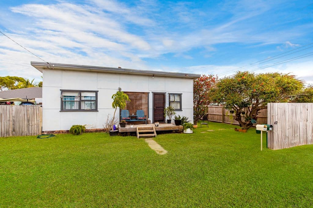 42 Flinders Avenue, Killarney Vale - Thumbnail 7