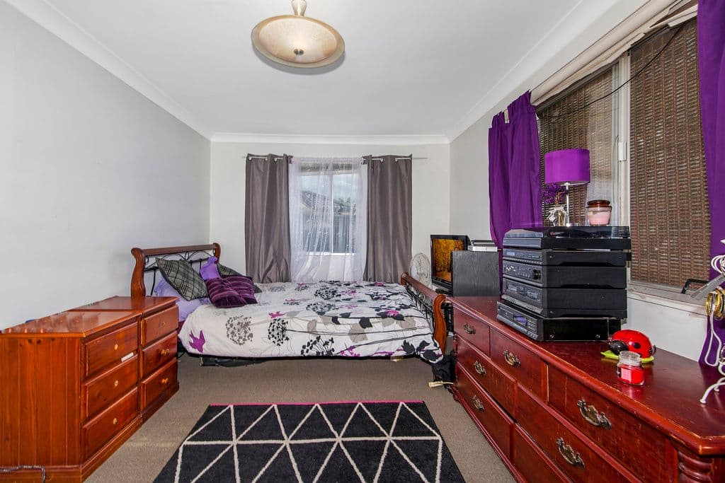 42 Flinders Avenue, Killarney Vale - Thumbnail 8