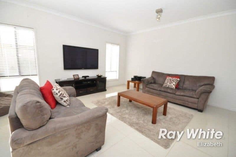 22 Chelmsford Street, CRAIGMORE SA 5114, Craigmore - Thumbnail 4
