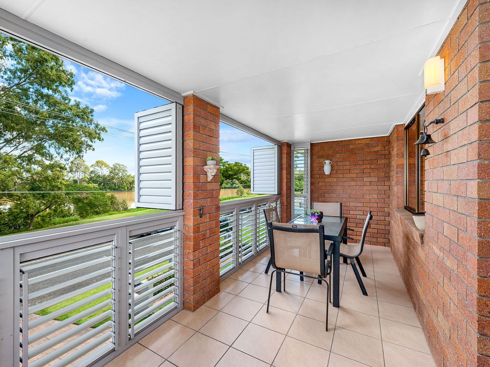 23 Esplanade, Yeronga QLD 4104, Yeronga - Thumbnail 2