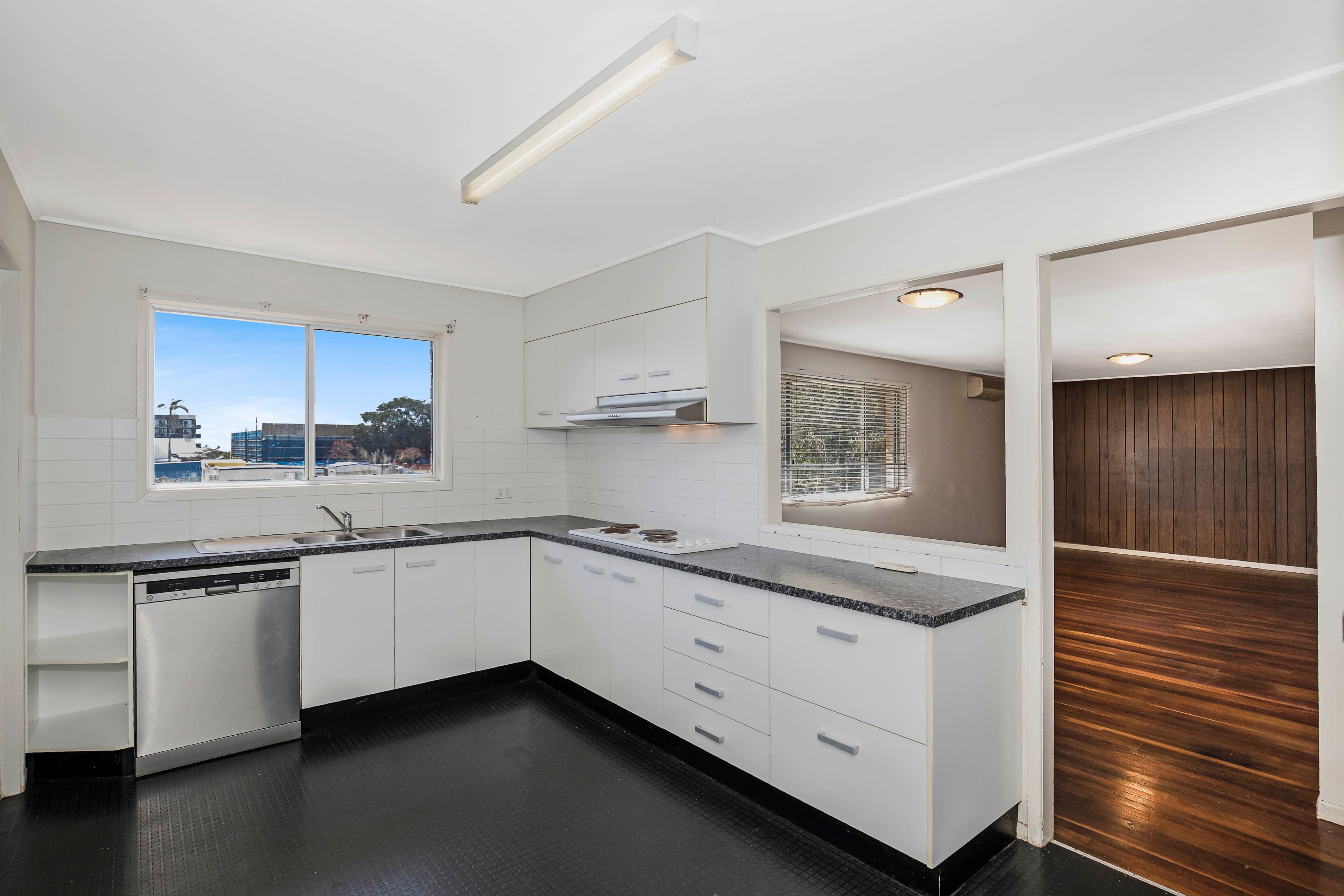 7 Patrick Street, Cleveland QLD 4163, Cleveland - Thumbnail 3