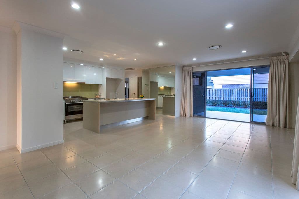 6 Springbrook Drive, CAPALABA QLD 4157, Capalaba - Thumbnail 5