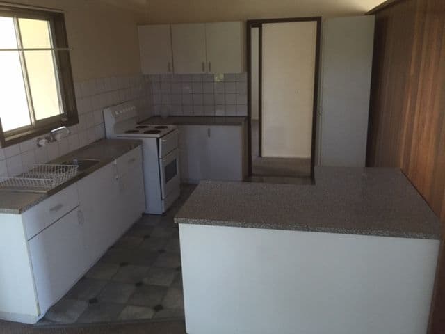 27 Somerset Street, Kallangur QLD 4503, Kallangur - Thumbnail 4