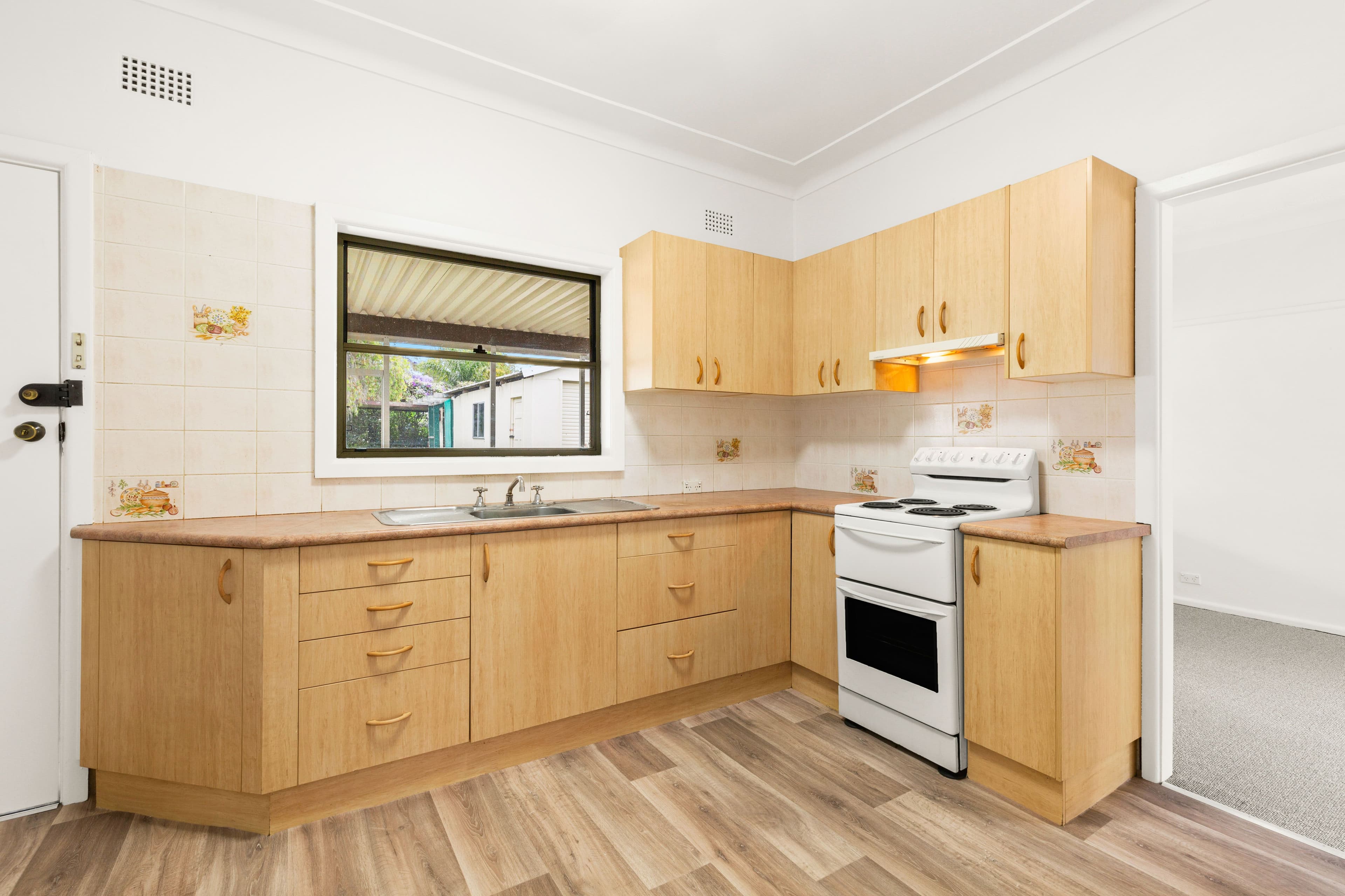 71 Loftus Avenue, Loftus NSW 2232, Loftus - Thumbnail 5
