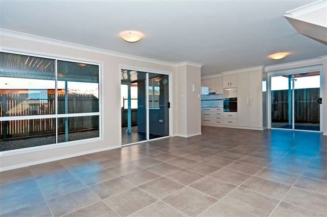 Unit 7, 446 Hume Street, MIDDLE RIDGE QLD 4350, Middle Ridge - Thumbnail 4