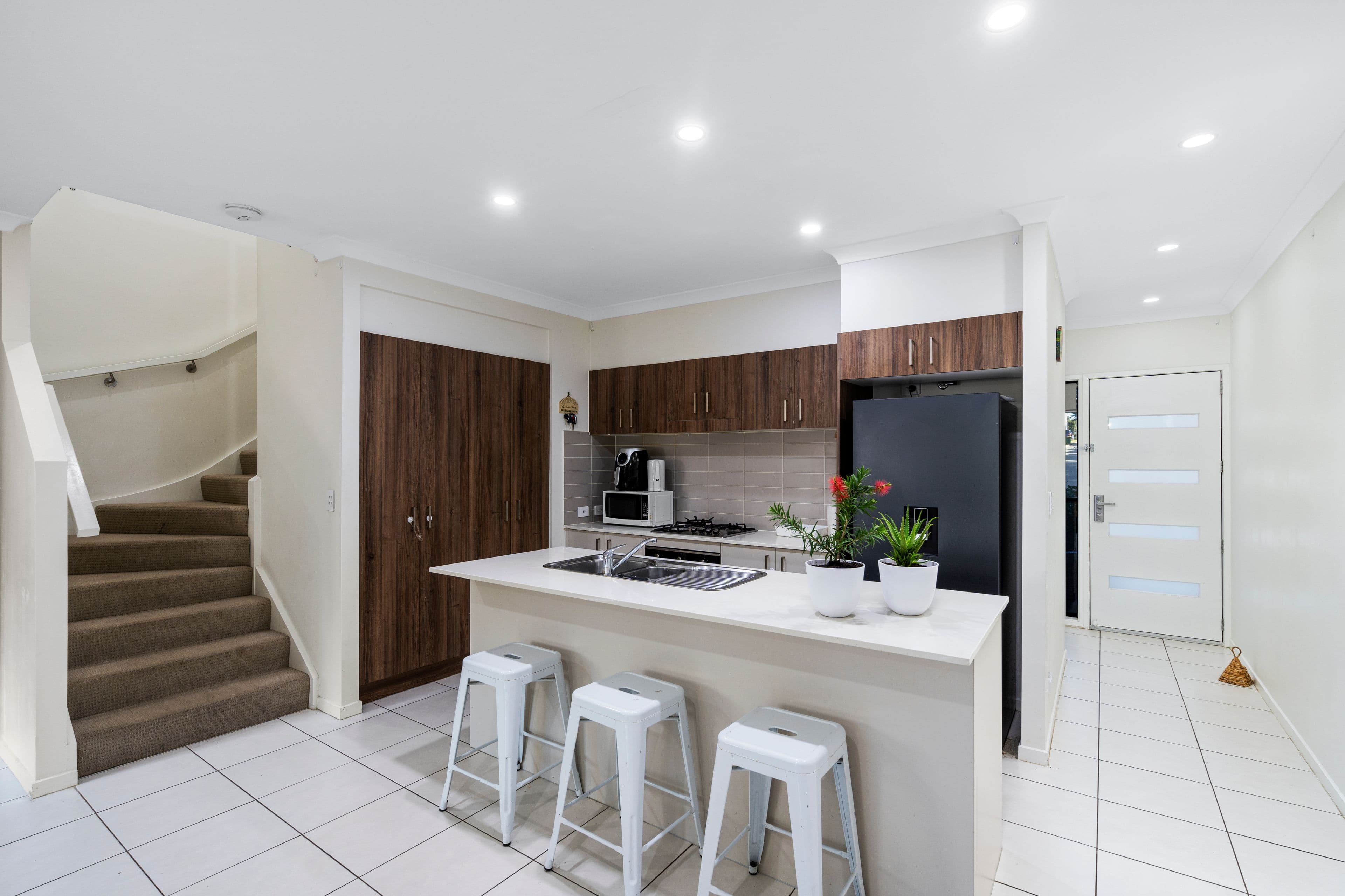 2 Gary Lane, Coomera QLD 4209, Coomera - Thumbnail 2