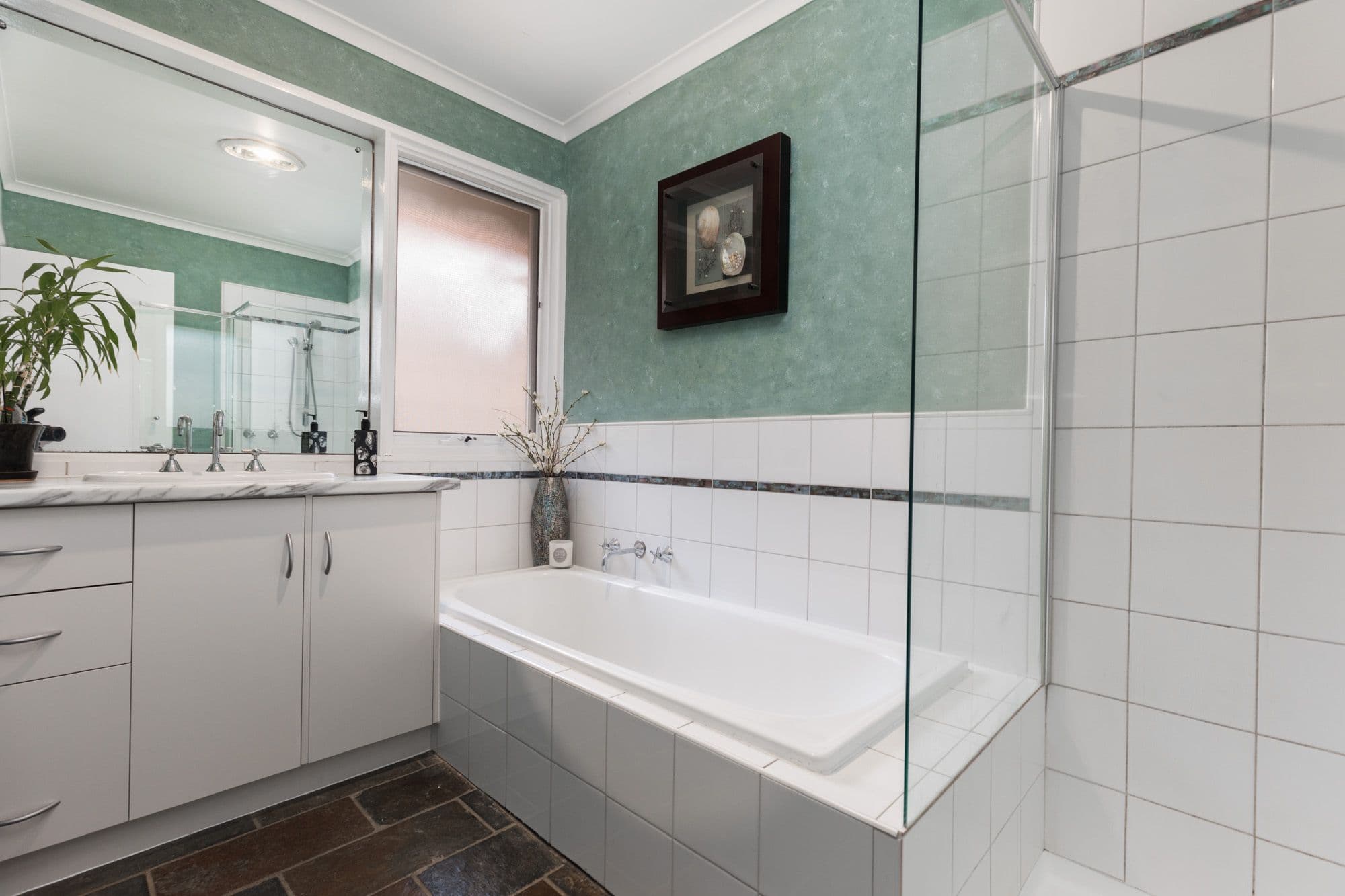 19 Patterson Avenue, Hoppers Crossing VIC 3029, Hoppers Crossing - Thumbnail 7