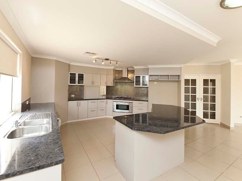 43A Seventh Avenue, BASSENDEAN WA 6054, Bassendean - Thumbnail 2