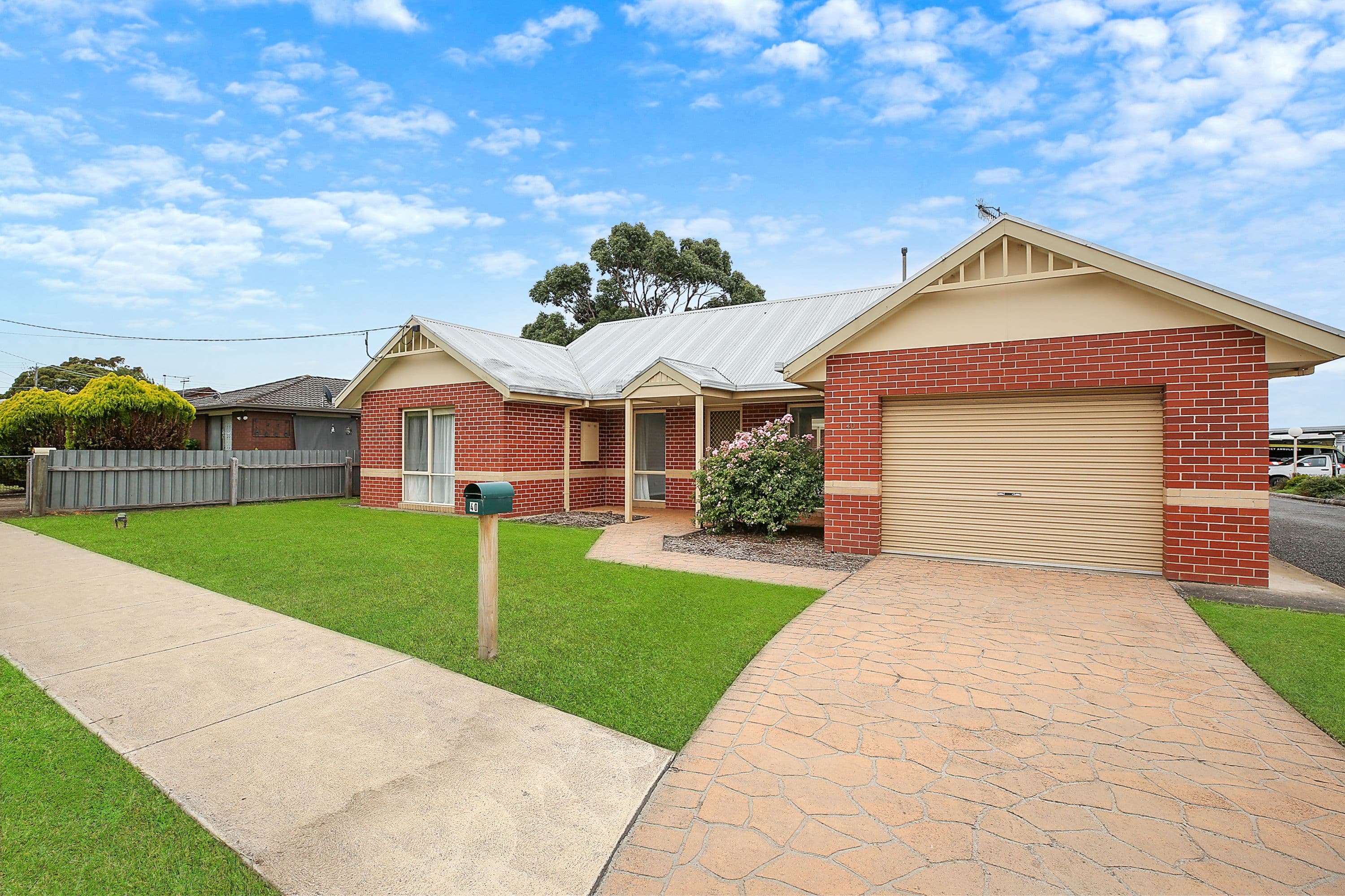 40 Clarke Street, Cobden VIC 3266, Cobden - Thumbnail 2