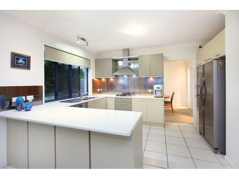 36 Trequanda Place, BRIDGEMAN DOWNS QLD 4035, Bridgeman Downs - Thumbnail 7