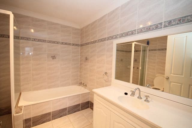 192 Wilson Road, Green Valley NSW 2168, Green Valley - Thumbnail 7