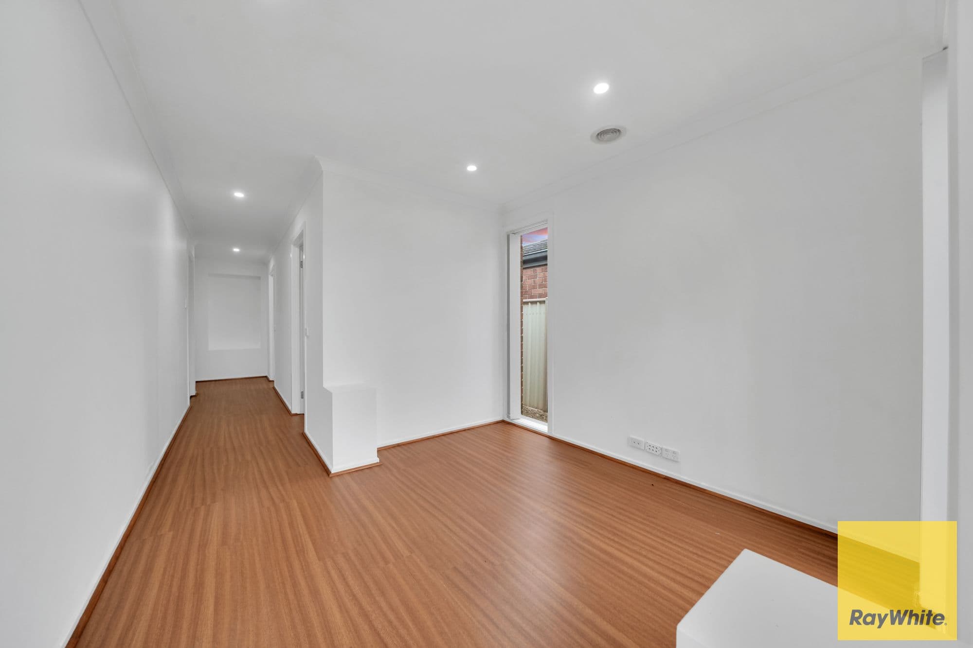 15 Fantail Way, Brookfield VIC 3338, Brookfield - Thumbnail 3