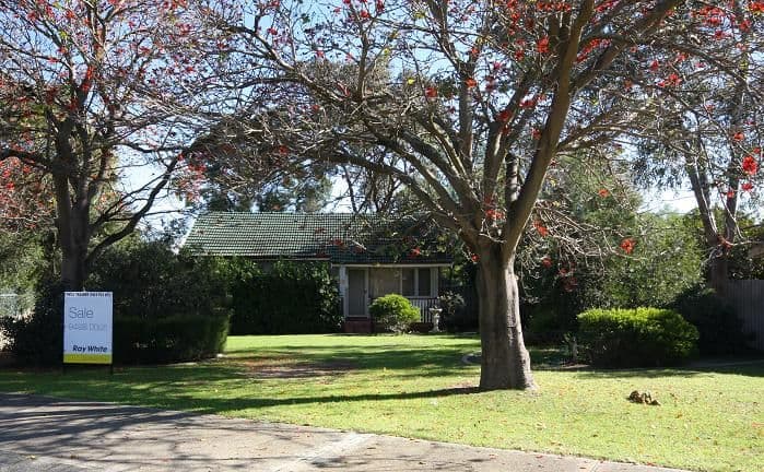 28 Robin Hood Avenue, ARMADALE WA 6112, Armadale - Image 1