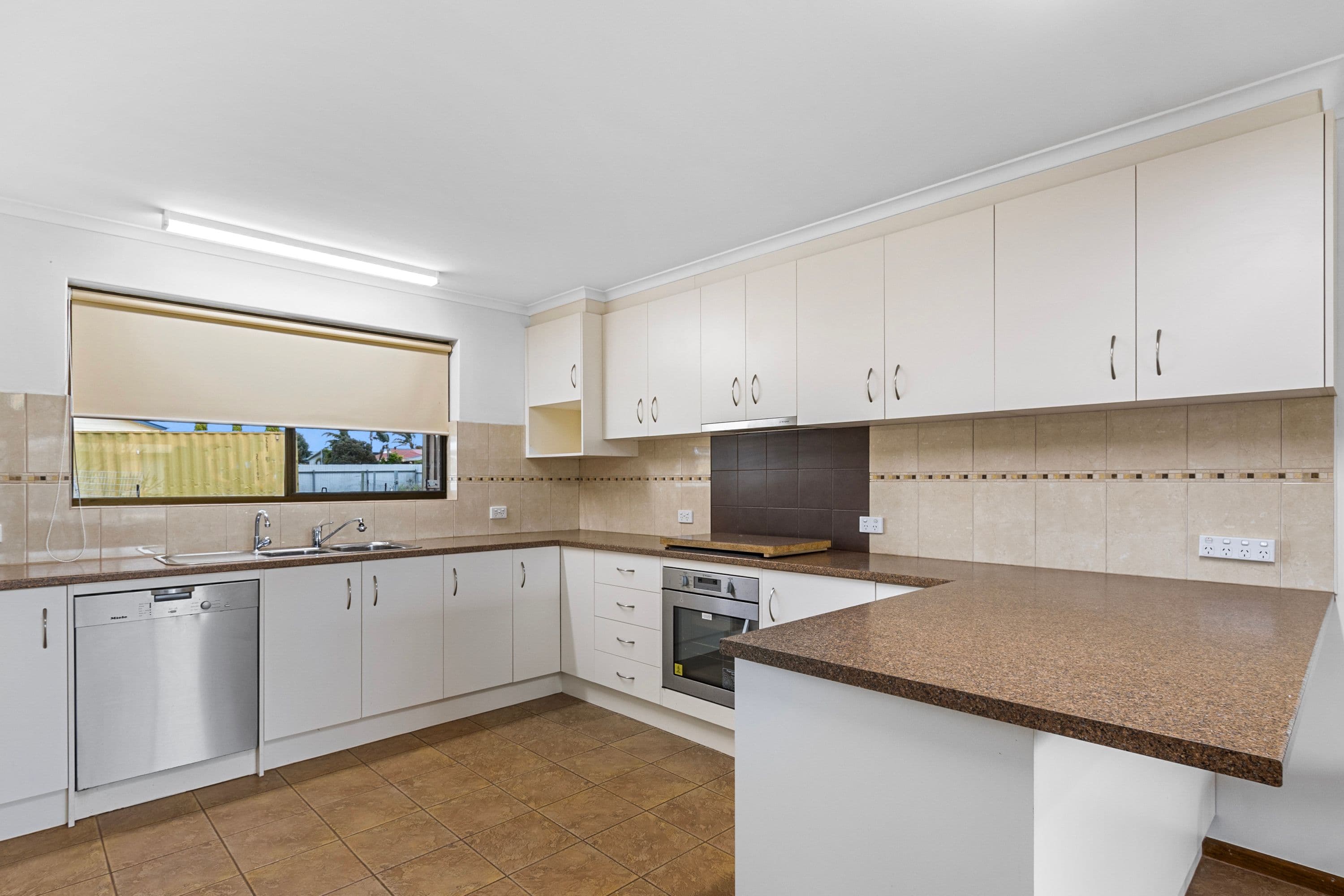 2 Gloria Street, Ardrossan SA 5571, Ardrossan - Thumbnail 3