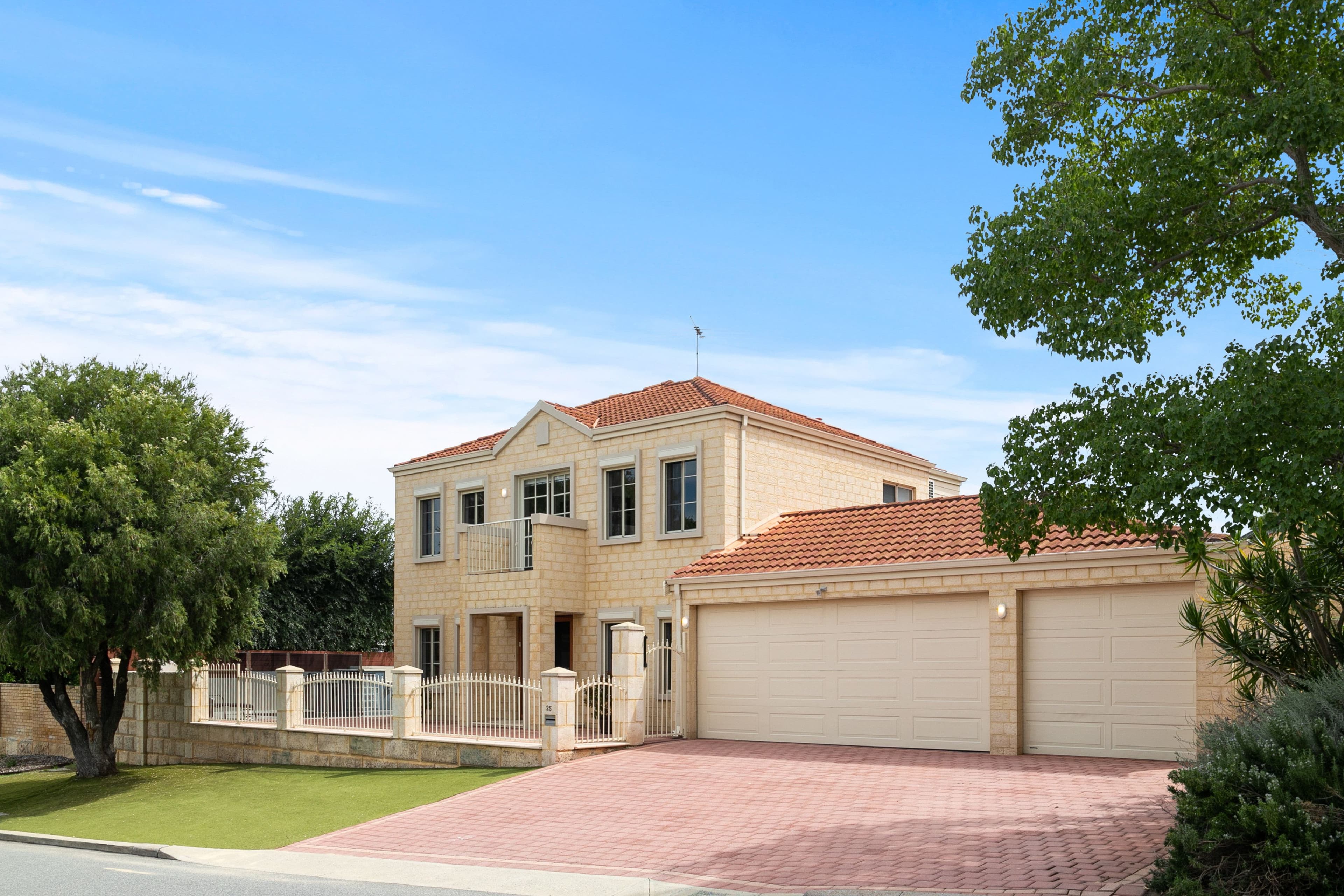 25 Langley Way, Booragoon WA 6154, Booragoon - Image 1