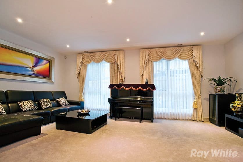5 Sagan Court, Glen Waverley VIC 3150, Glen Waverley - Thumbnail 6