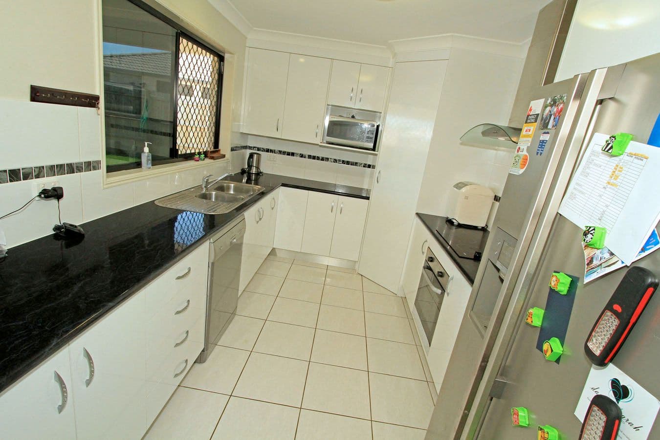 24 Kingfisher Drive, Yeppoon QLD 4703, Yeppoon - Thumbnail 6