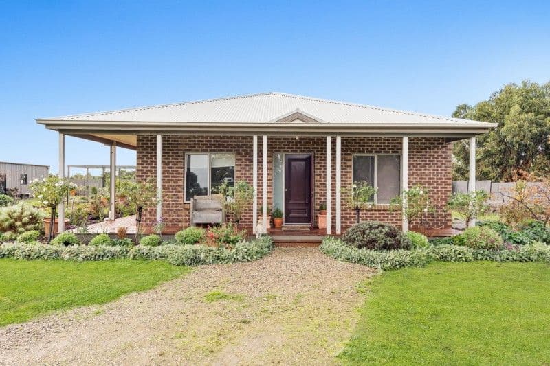 73 Clyde Road, Bannockburn VIC 3331, Bannockburn - Thumbnail 2