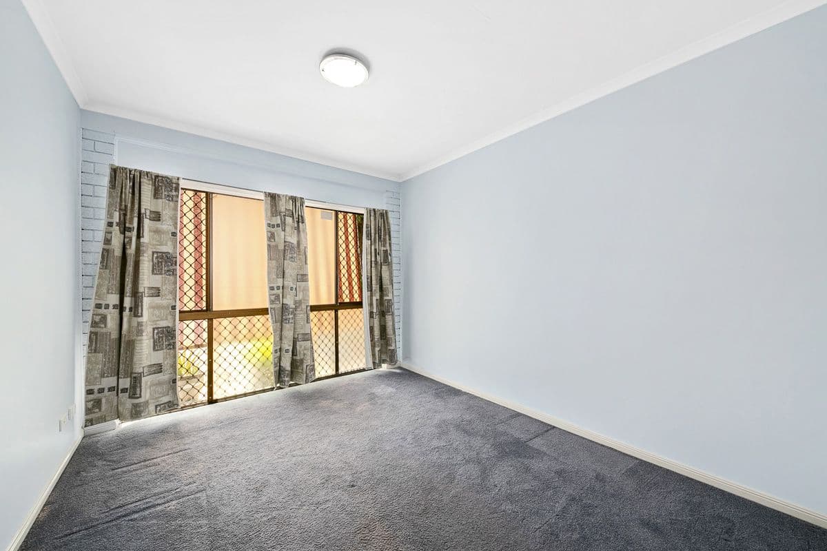 327 Cliveden Avenue, Oxley QLD 4075, Oxley - Thumbnail 8