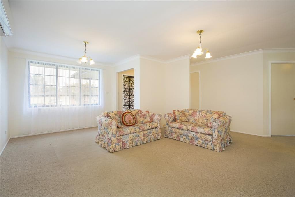 2 Viola Place, GLENMORE PARK NSW 2745, Glenmore Park - Thumbnail 2