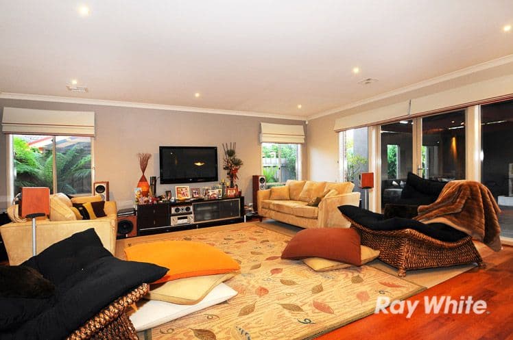 117 Hutchinson Drive, LYNBROOK VIC 3975, Lynbrook - Thumbnail 4